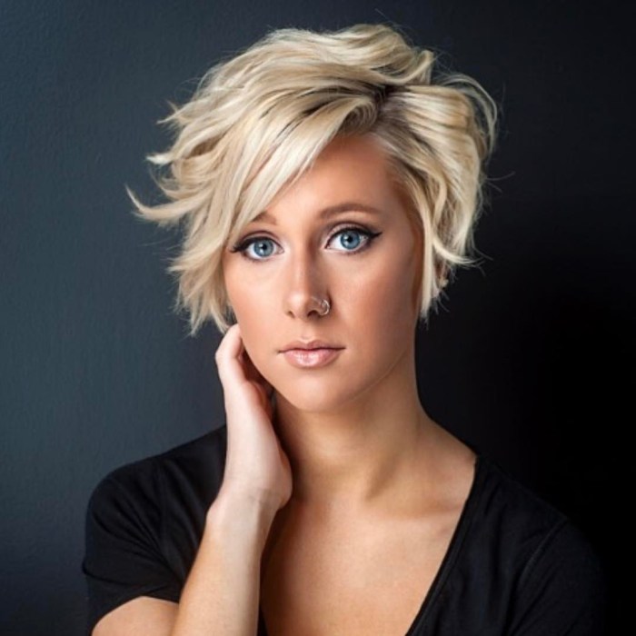 Short hairstyles for women with thick hair