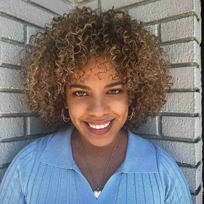 Hairstyles curls flattering latest